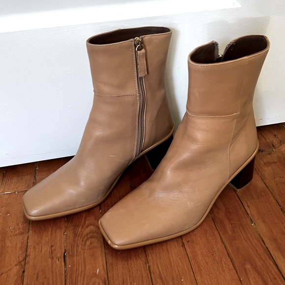 ALOHAS West Cape Vintage Bootie in Stone Beige - Picture 4 of 6